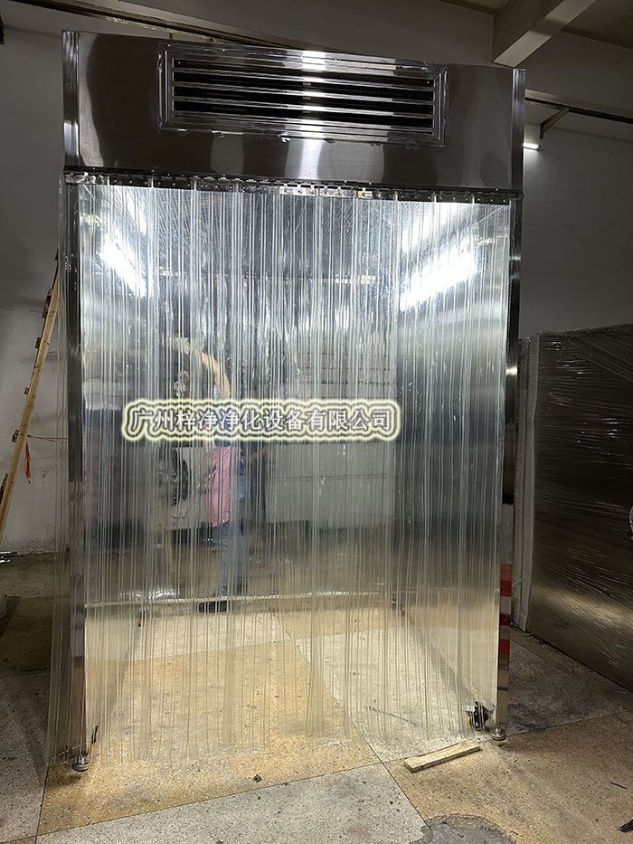 潔凈采樣車作為監(jiān)控潔凈車間環(huán)境質(zhì)量的工具，其標(biāo)準(zhǔn)要求尤為嚴(yán)格。